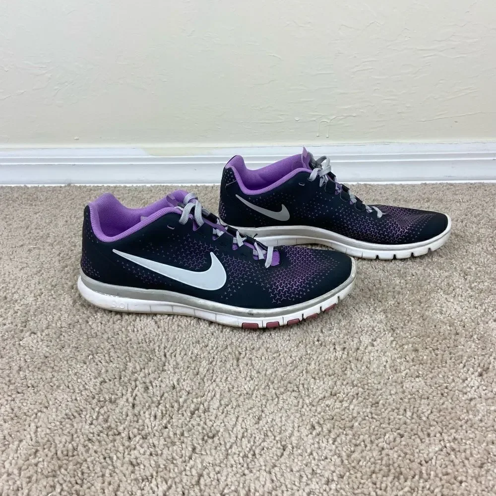Nike Free TR 5 Women’s Training Shoes - Black & Purple